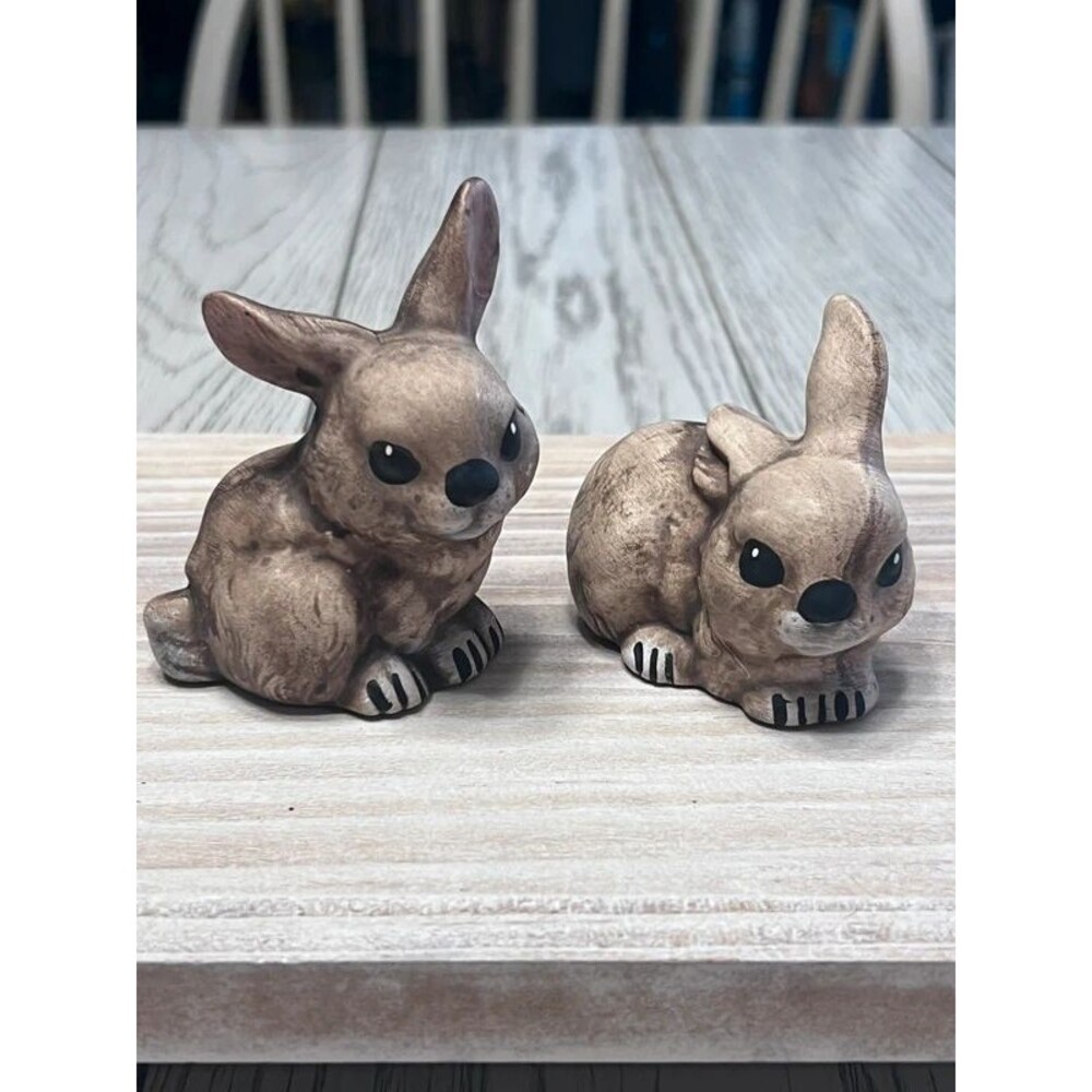 Vintage Ceramic Bunny Rabbits Figurines